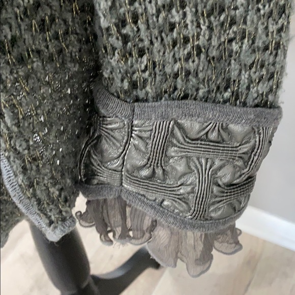 Dolce Cabo Sweater Grey with Fur Sz M - Picture 7 of 10